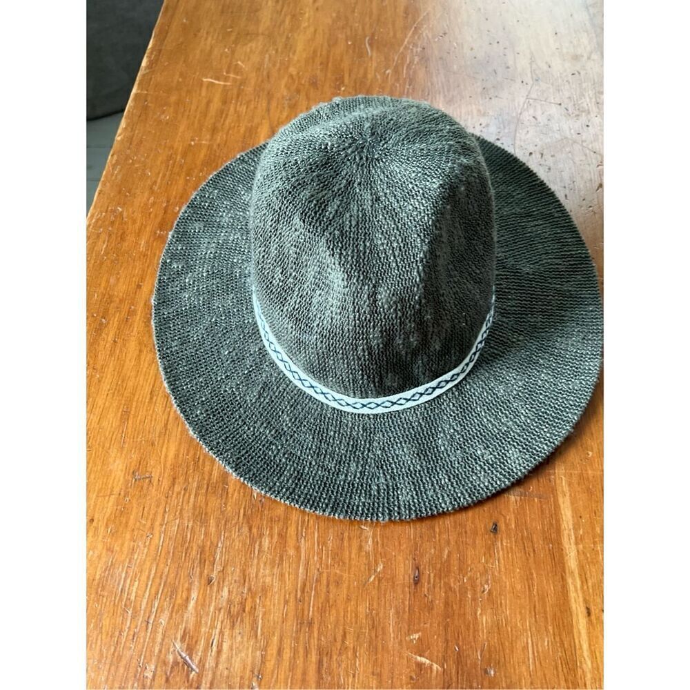 Carve Designs dark green with cream and black beach sun hat